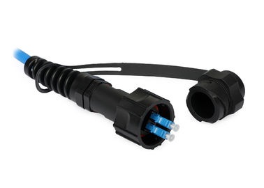 Cordón de remiendo óptico al aire libre de la fibra de Amoured de las redes de comunicaciones con el cable de GYXTW